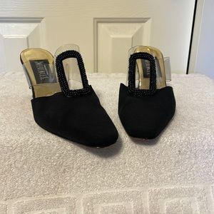 Pumps by Fashion Influence, black size 8. Leather sole, fabric vinyl upper